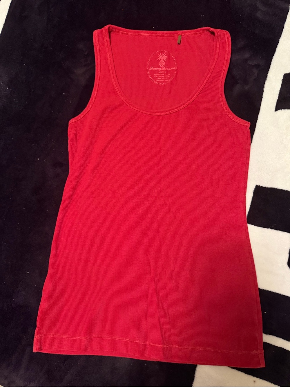Tommy Bahama Red Women's Scoop Neck Tank Top